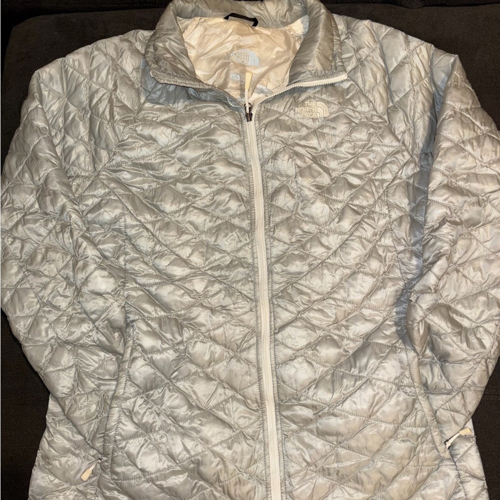 North Face Packable Puffer Jacket Light Weight - image 1